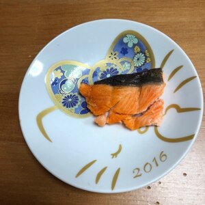 フライパンで作る鮭の塩焼き